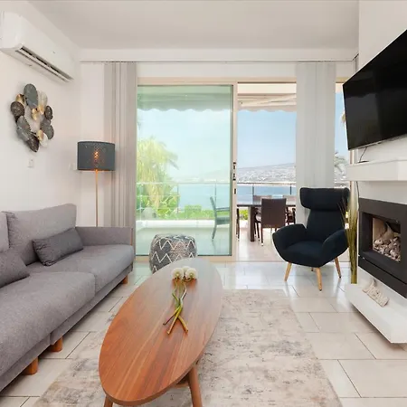 Infinity Luxury 4 Bedroom * Paphos