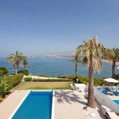 Infinity Luxury 4 Bedroom *